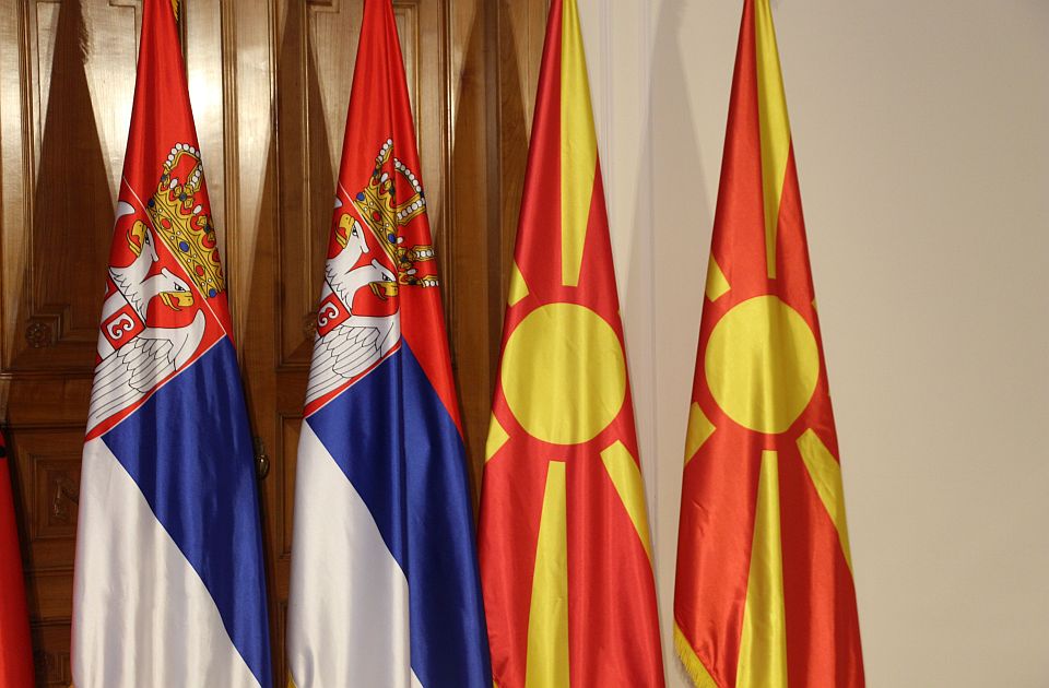 Makedonska stranka odgovara grčkoj zbog spomenika u Novom Sadu: Osporavaju pravo na istorijsko pamćenje